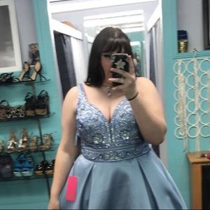 Meet your Posher, Bethany